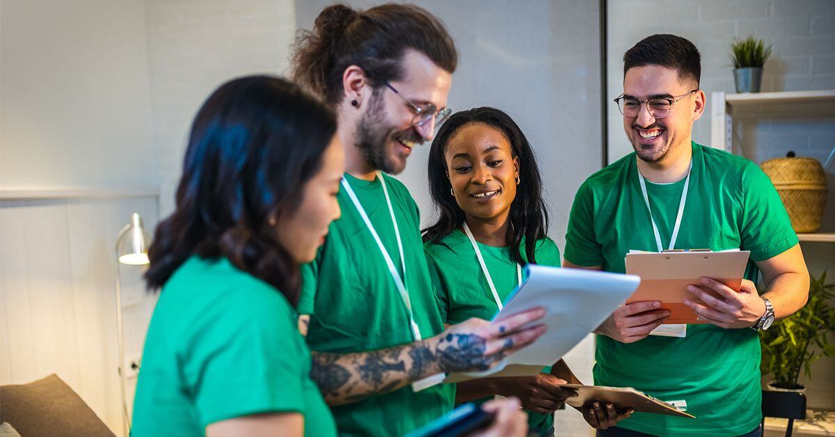 Nonprofit volunteers